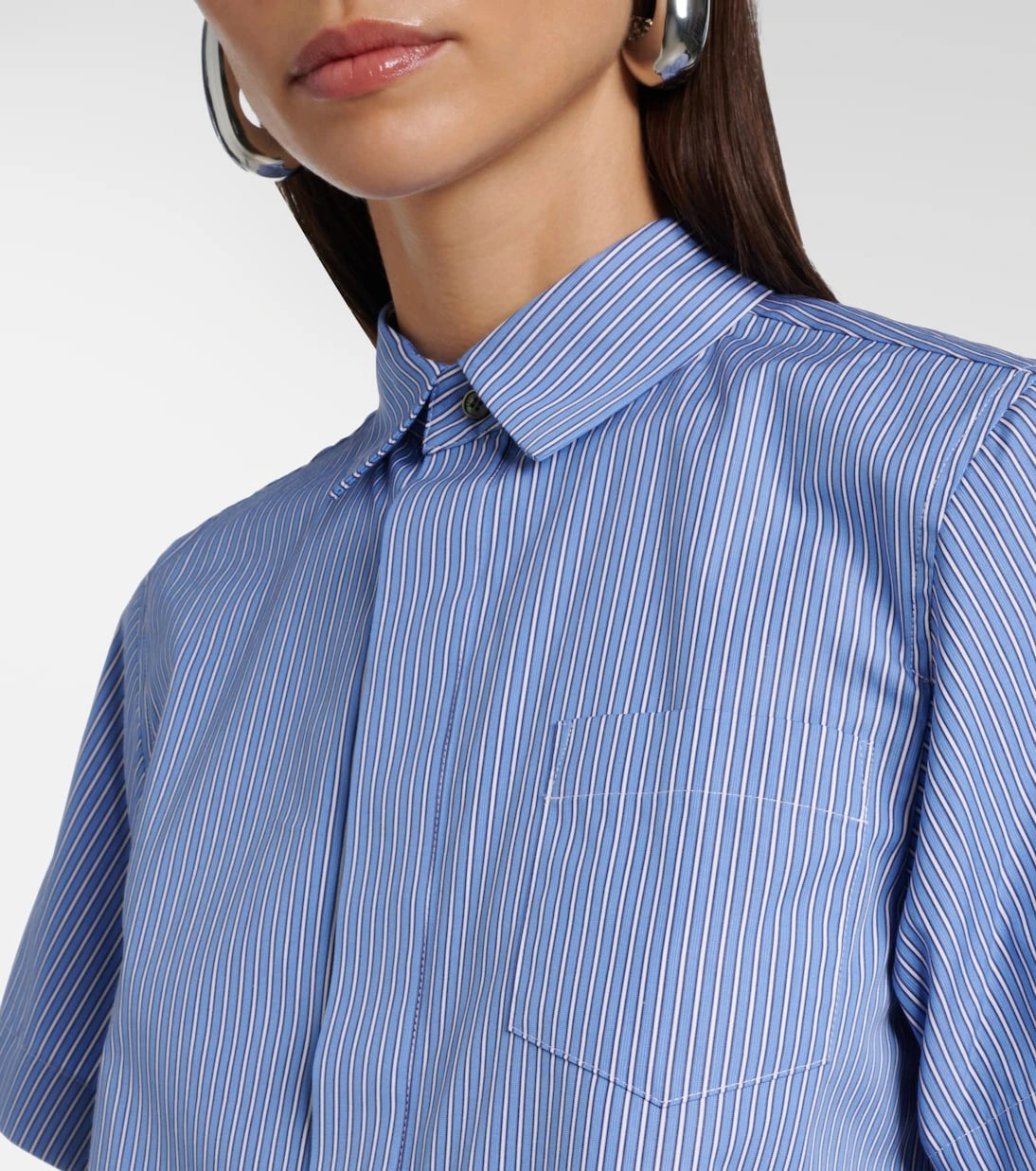 Sacai - قميص بوبلين قطني مخطط