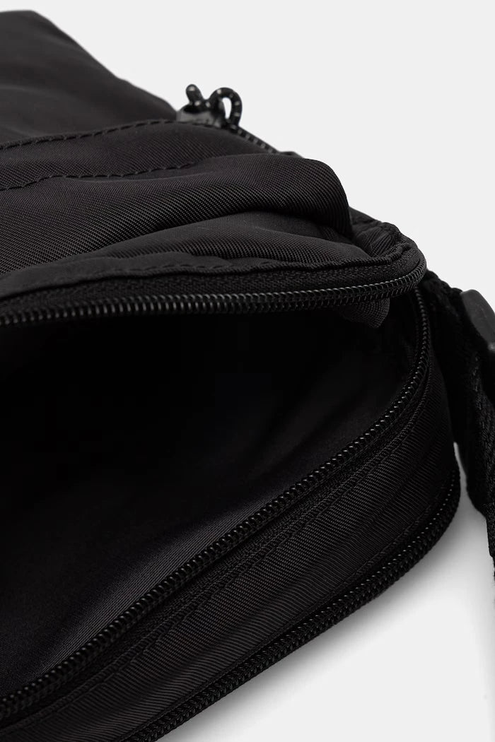 Calvin Klein Erkek Omuz Çantası
