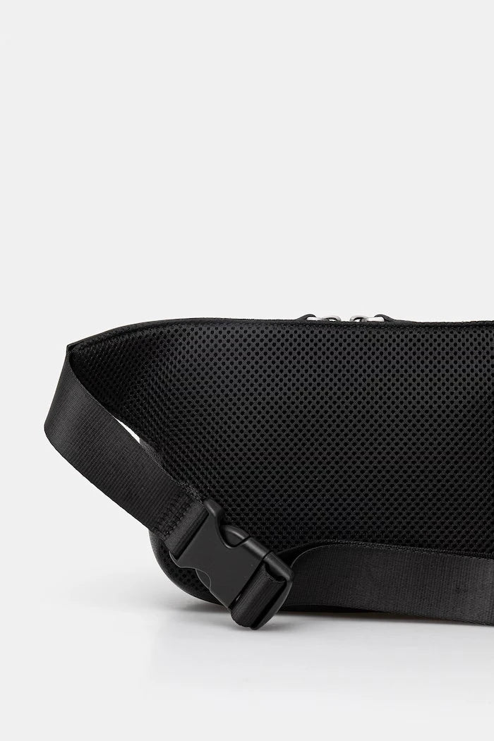 Armani Exchange мъжки бъбрек за кръст