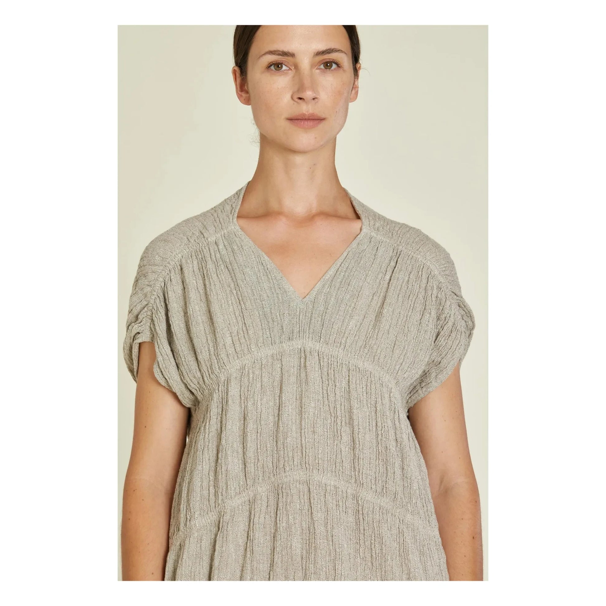 Black Crane - Gem Linen Dress | Light grey