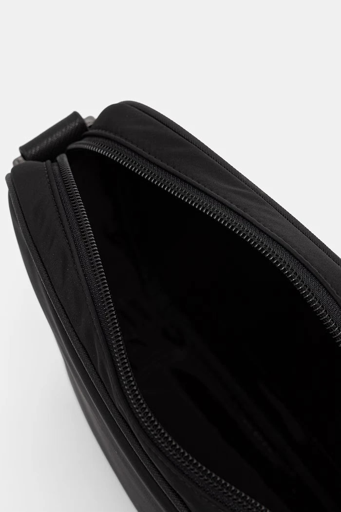 Emporio Armani erkek çapraz çanta