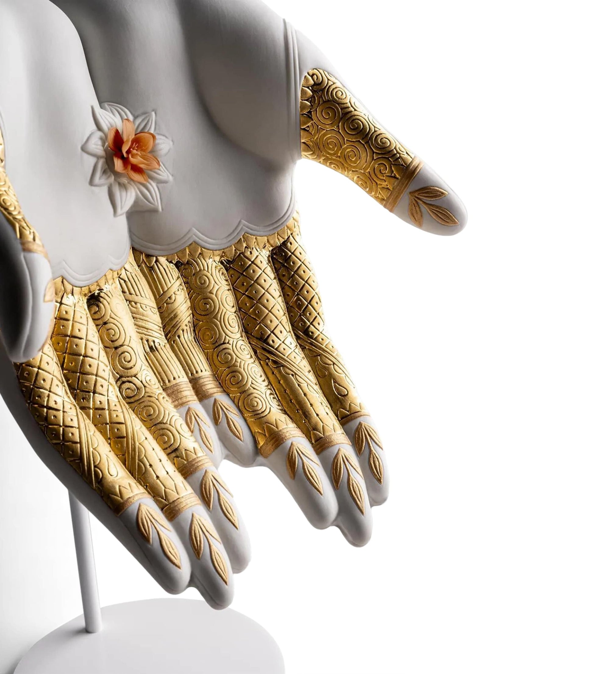 Lladró Porcelain Abundance Mudra (32cm)