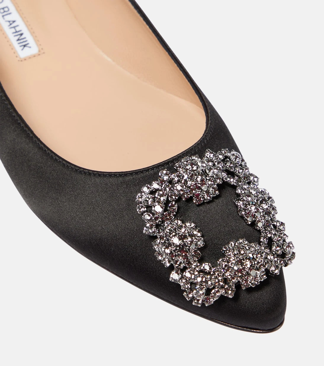 Manolo Blahnik - Hangisiflat embellished satin ballet flats