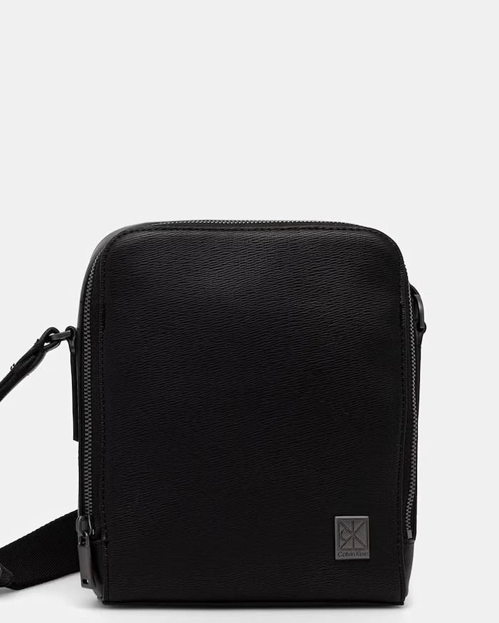 Calvin Klein erkek omuz çantası, suni deri
