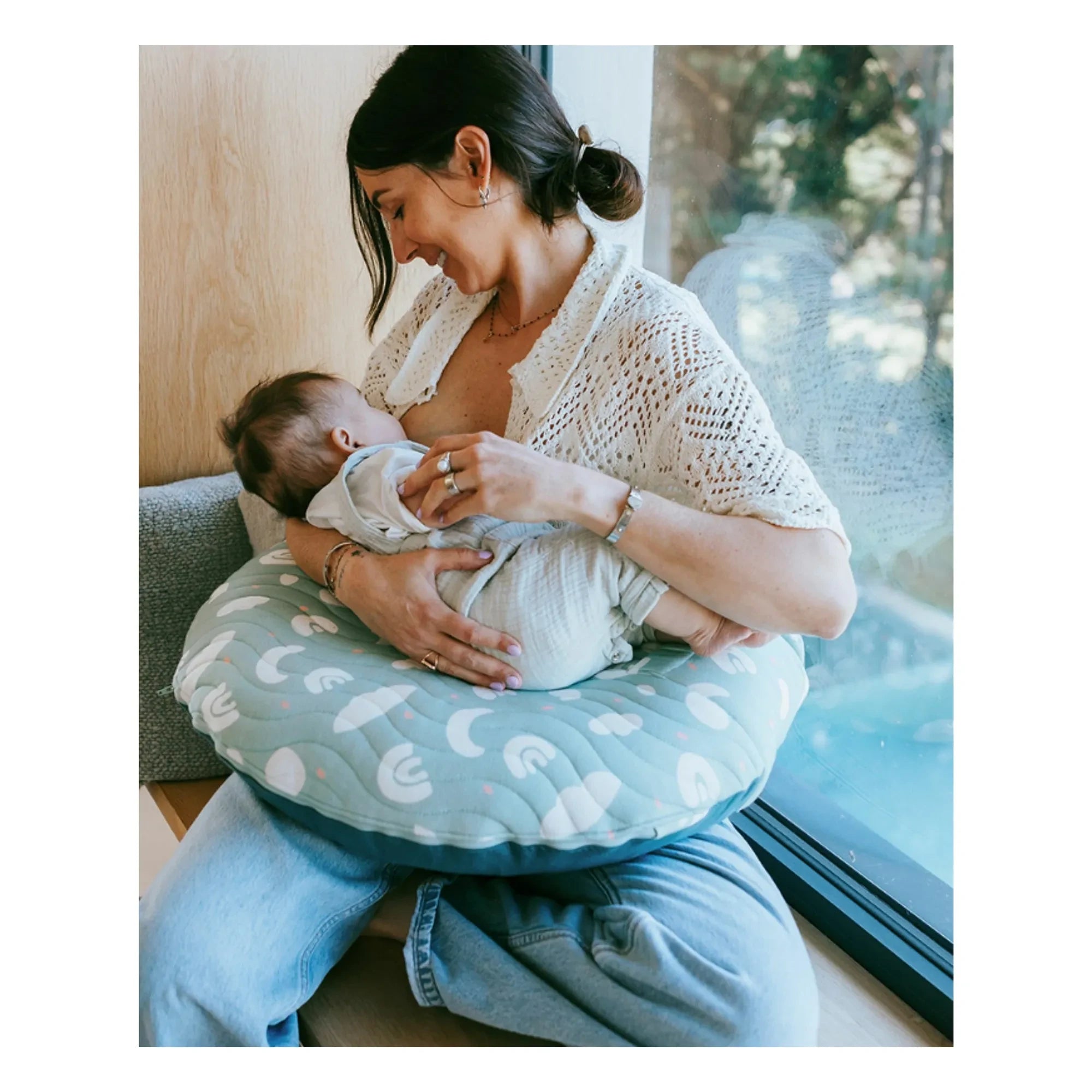 Mumade - Inflatable nursing cushion | Mint Green