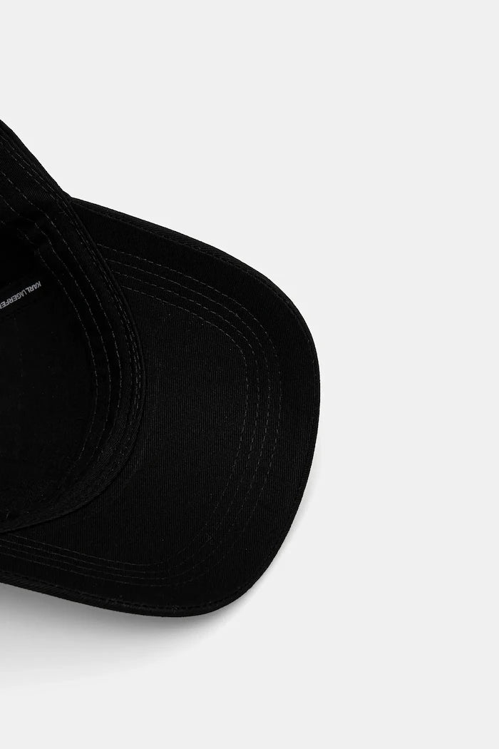 Памучна шапка с козирка Karl Lagerfeld IKON RHINESTONES