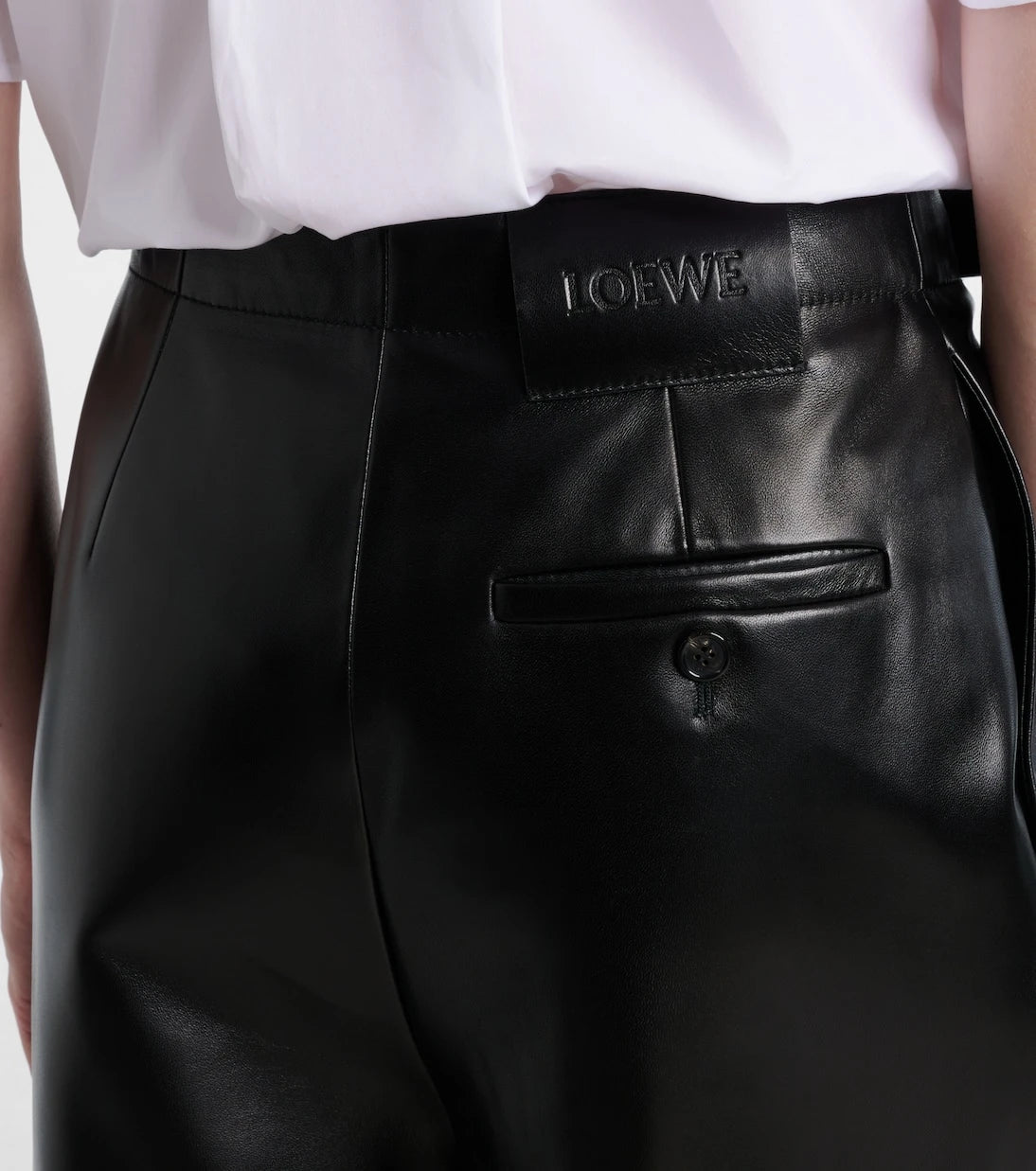 Loewe - بنطال واسع الساقين من الجلد المكسو بالكسرات