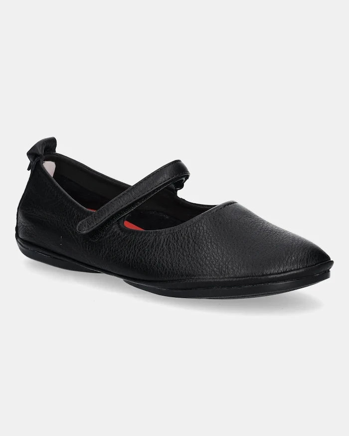 Кожени балеринки Camper Right Nina