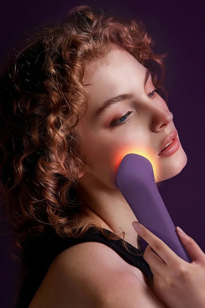 FOREO FAQ 501 Tam Spektrum Işık Terapisi Cihazı