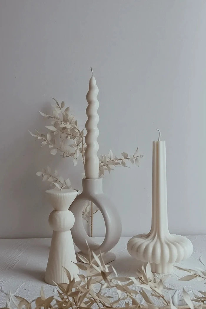 Декоративна свещ Temida Vase 250 g