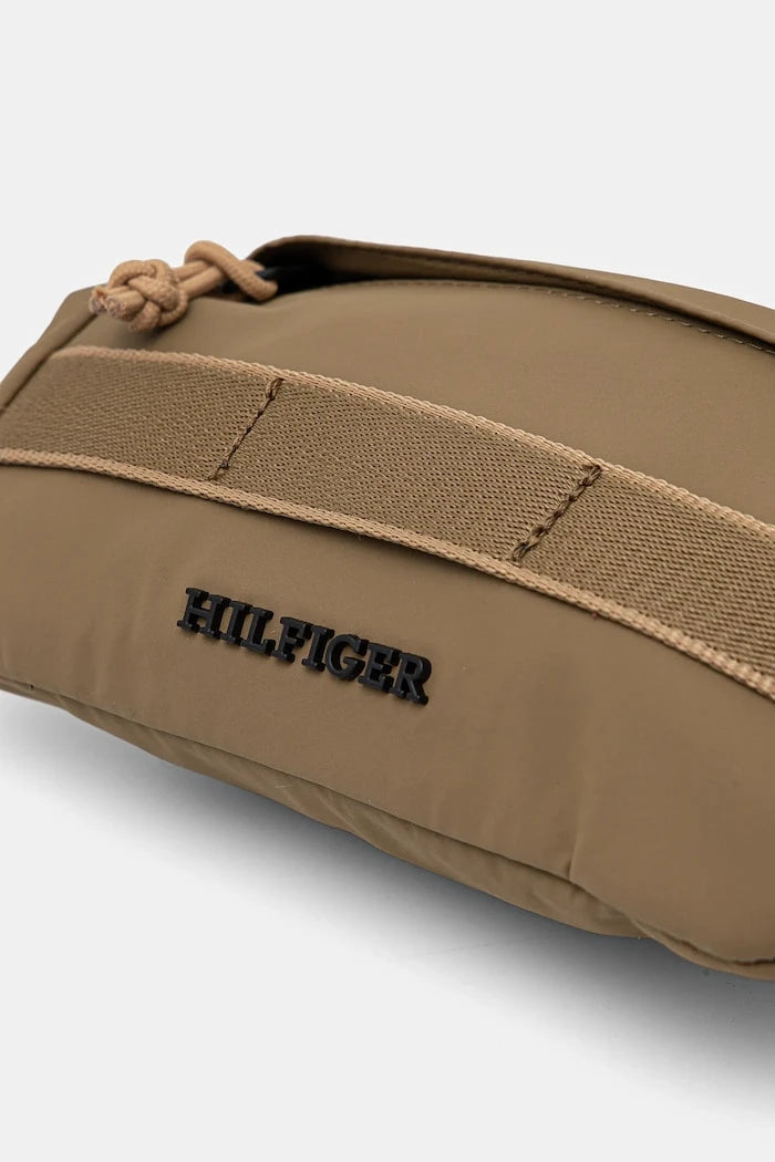 Чанта за кръст Tommy Hilfiger
