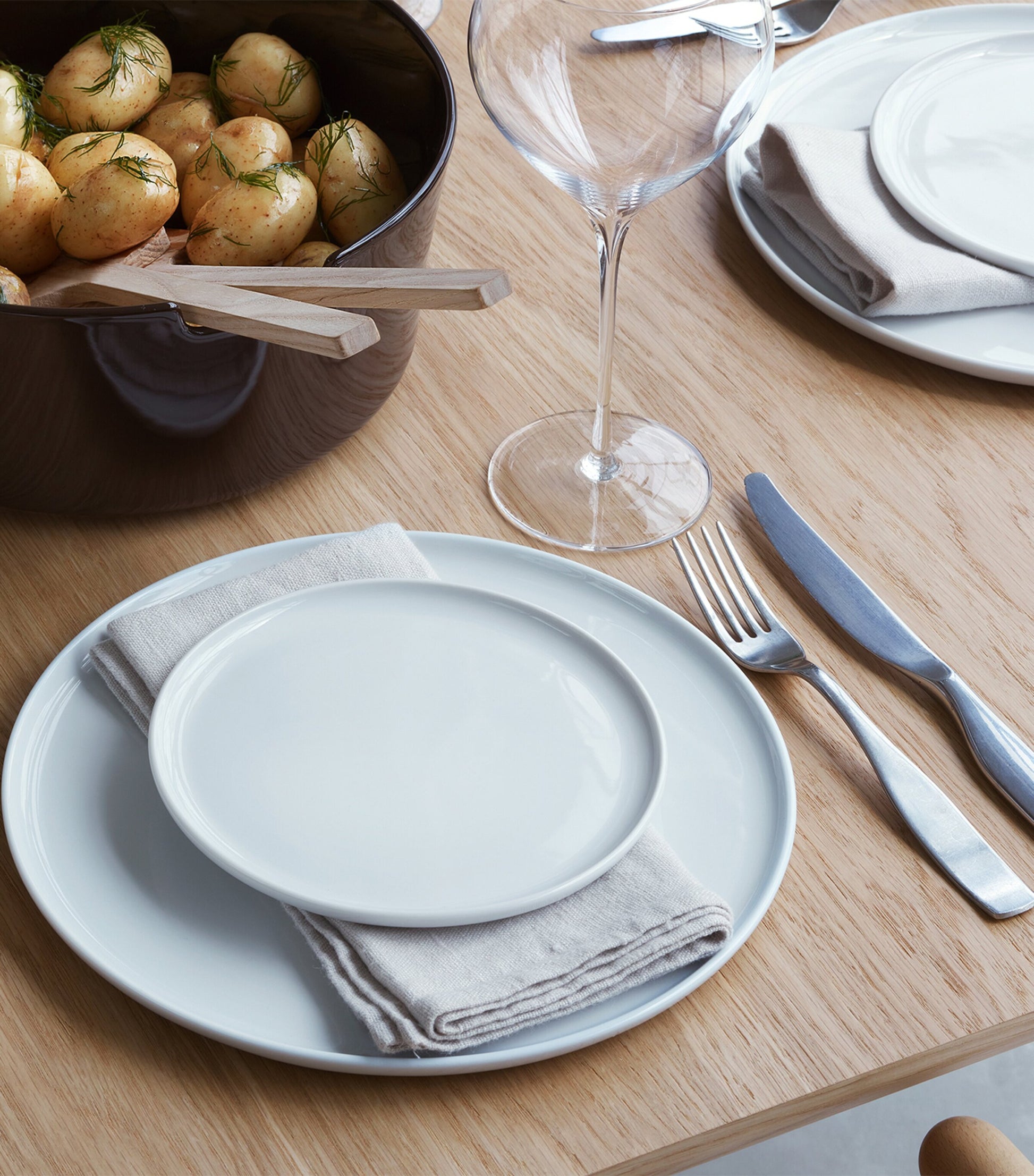 Set of 2 Porcelain Collective Starter Plates (20cm)