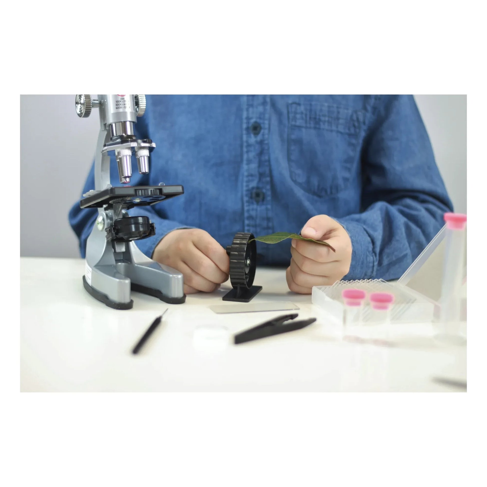 Buki - Microscope - 30 experiments
