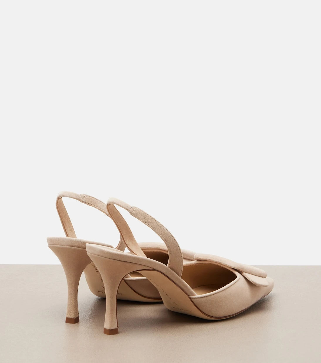 Manolo Blahnik - Maysli suede slingback pumps
