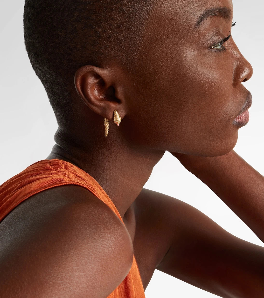 Yvonne Léon - Python 9kt gold earrings with diamonds and spinels