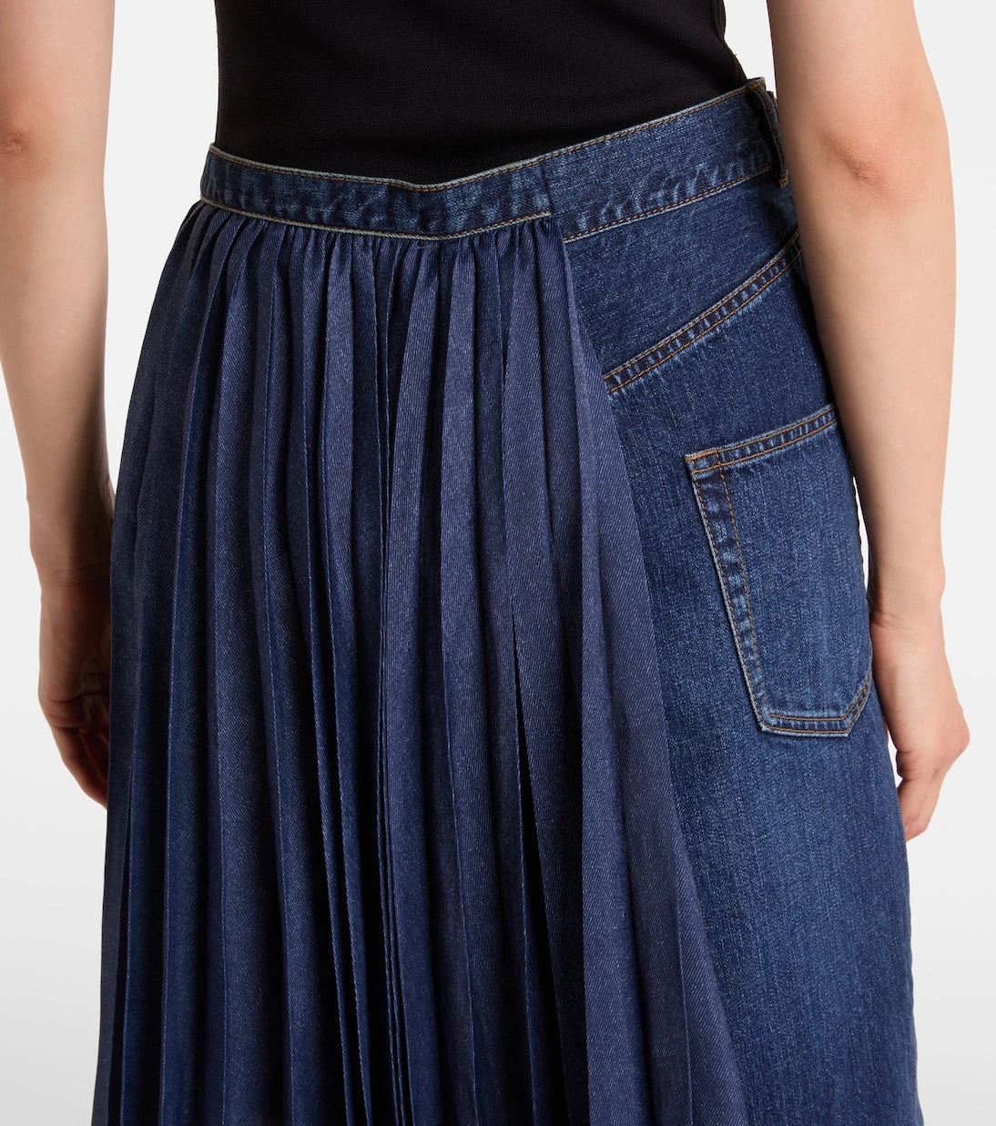 Sacai - Pleated denim midi skirt