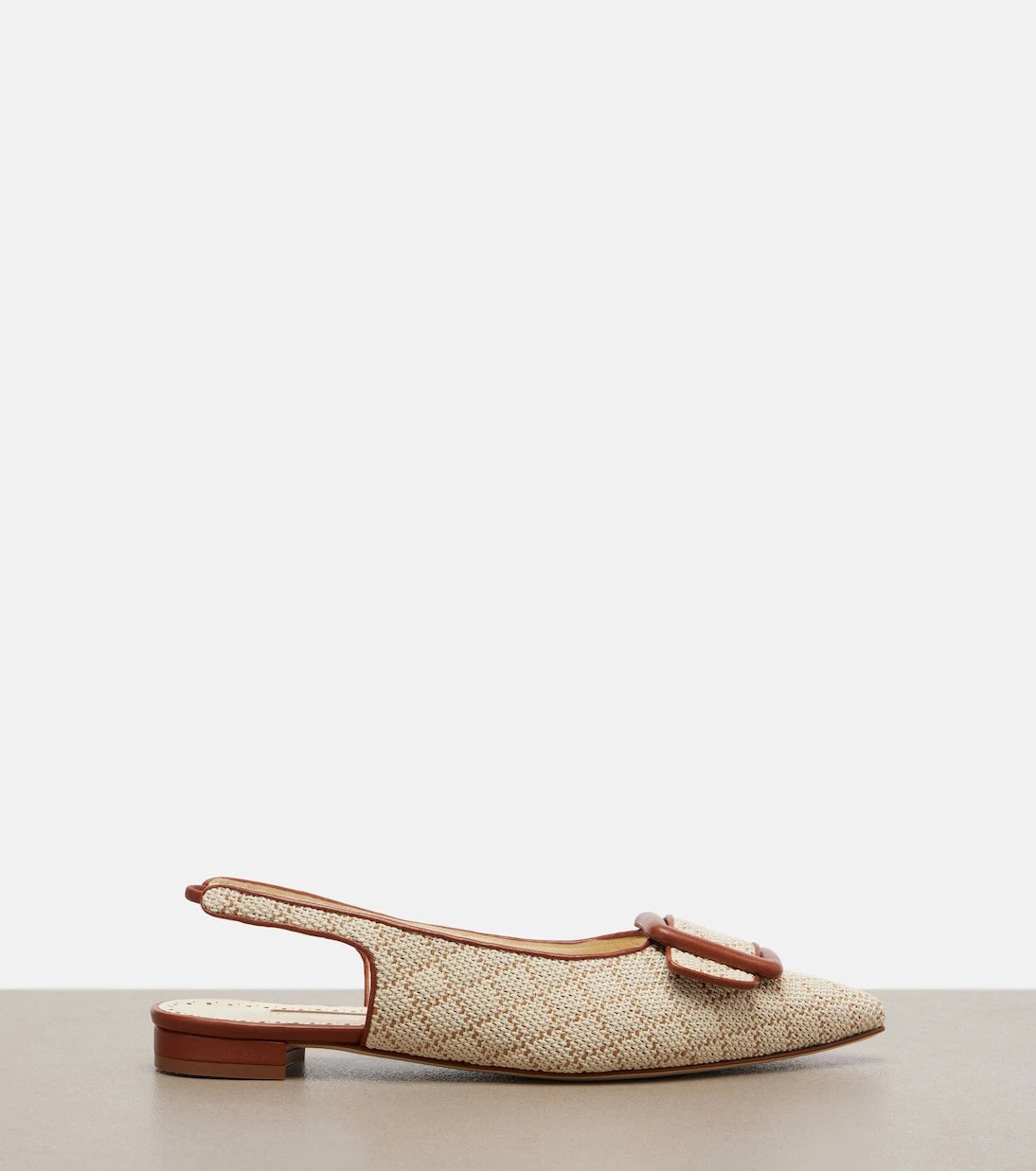 Manolo Blahnik - Maylura raffia-effect slingback flats