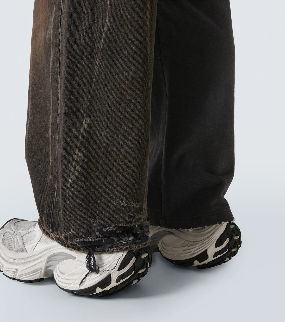Balenciaga - Mid-rise wide-leg jeans