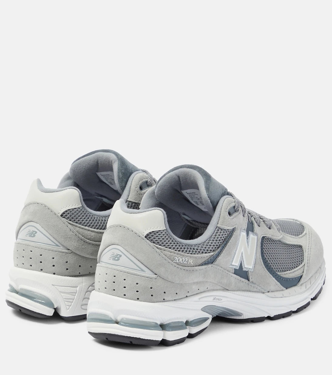 New Balance - حذاء رياضي 2002R من الشمواه