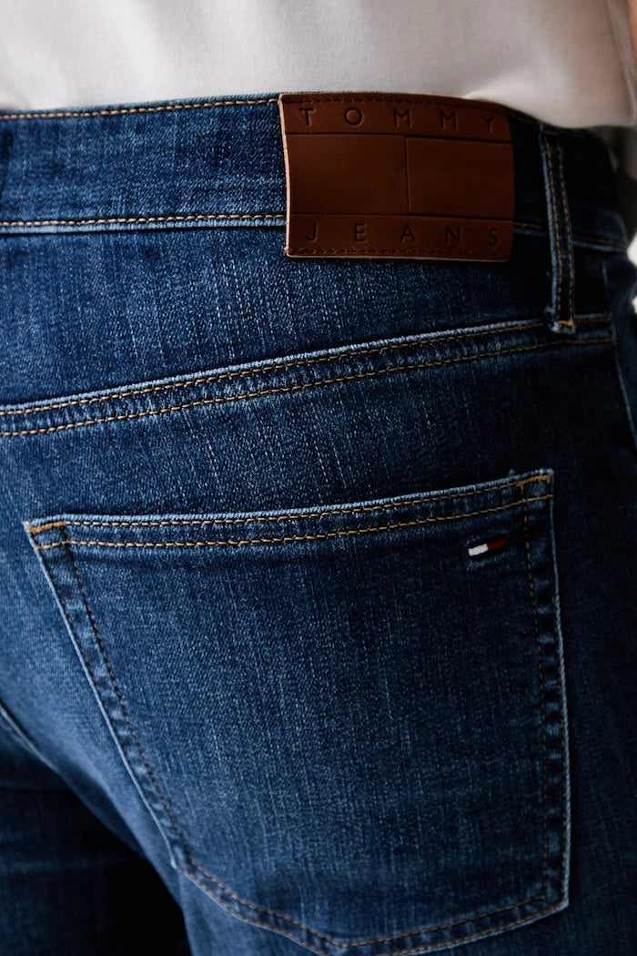 Tommy Jeans erkek slim taper jean pantolon