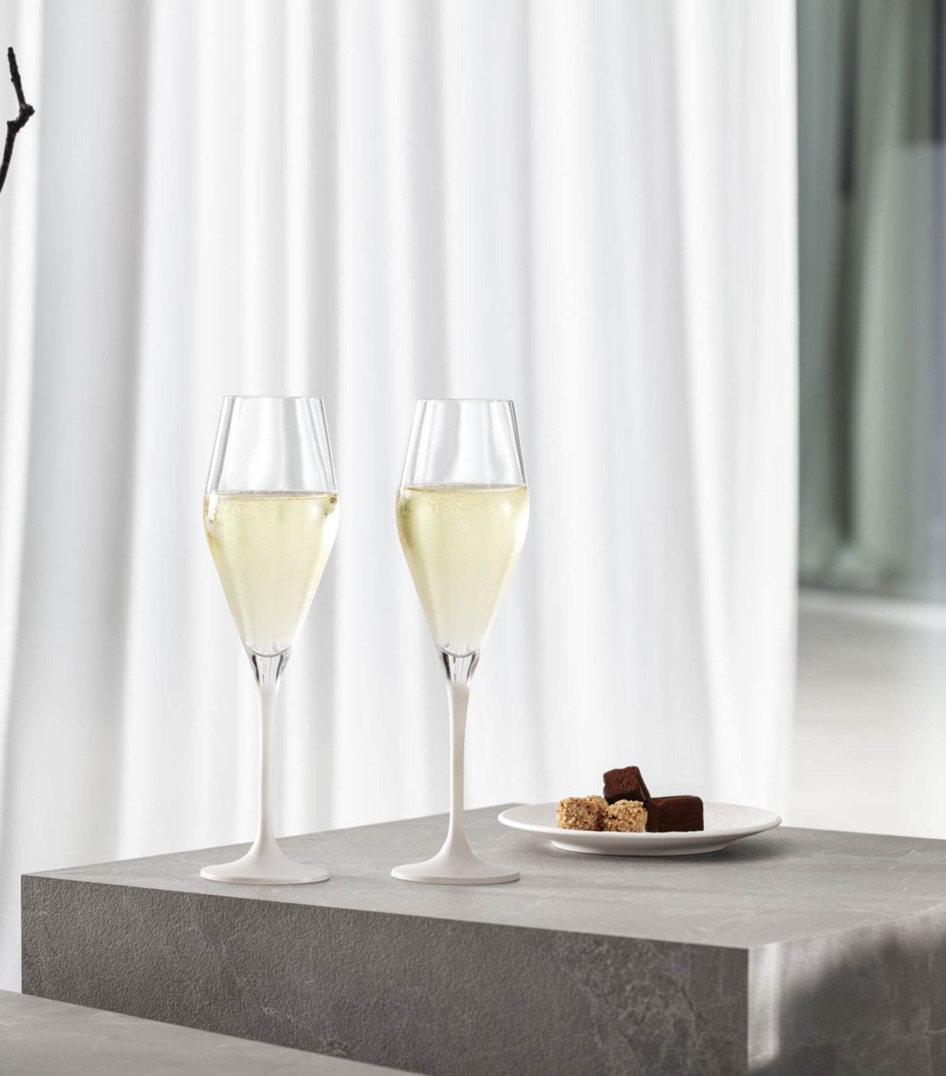 Villeroy & Boch Set of 4 Manufacture Rock Blanc Champagne Glasses (290ml)