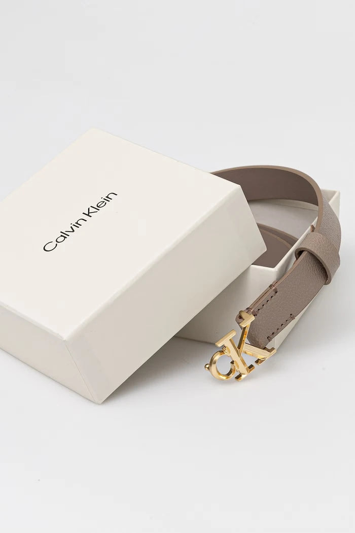 Calvin Klein kadın kemeri