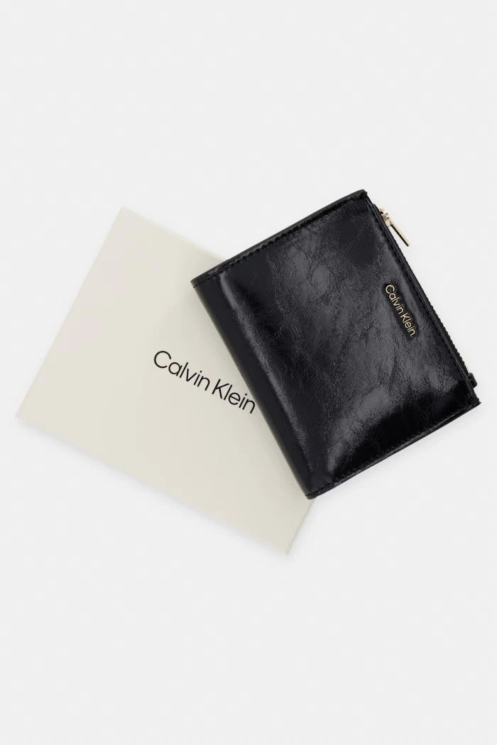 Calvin Klein портфейл дамски от имитация на кожа