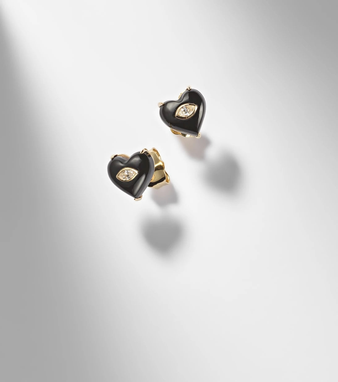 Sydney Evan - 14kt gold earrings with diamonds and onyx