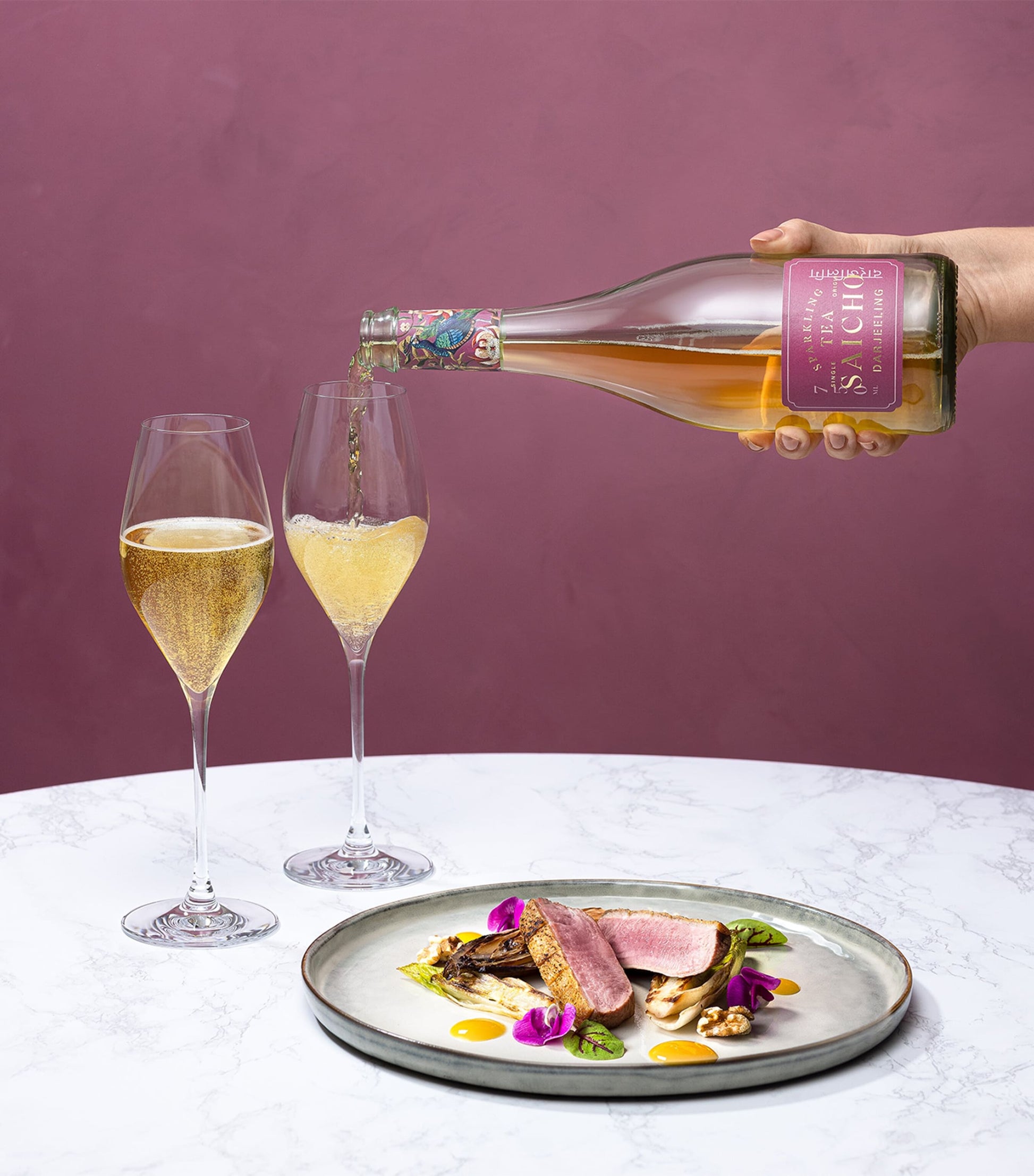 SAICHO Darjeeling Sparkling Tea (75cl)