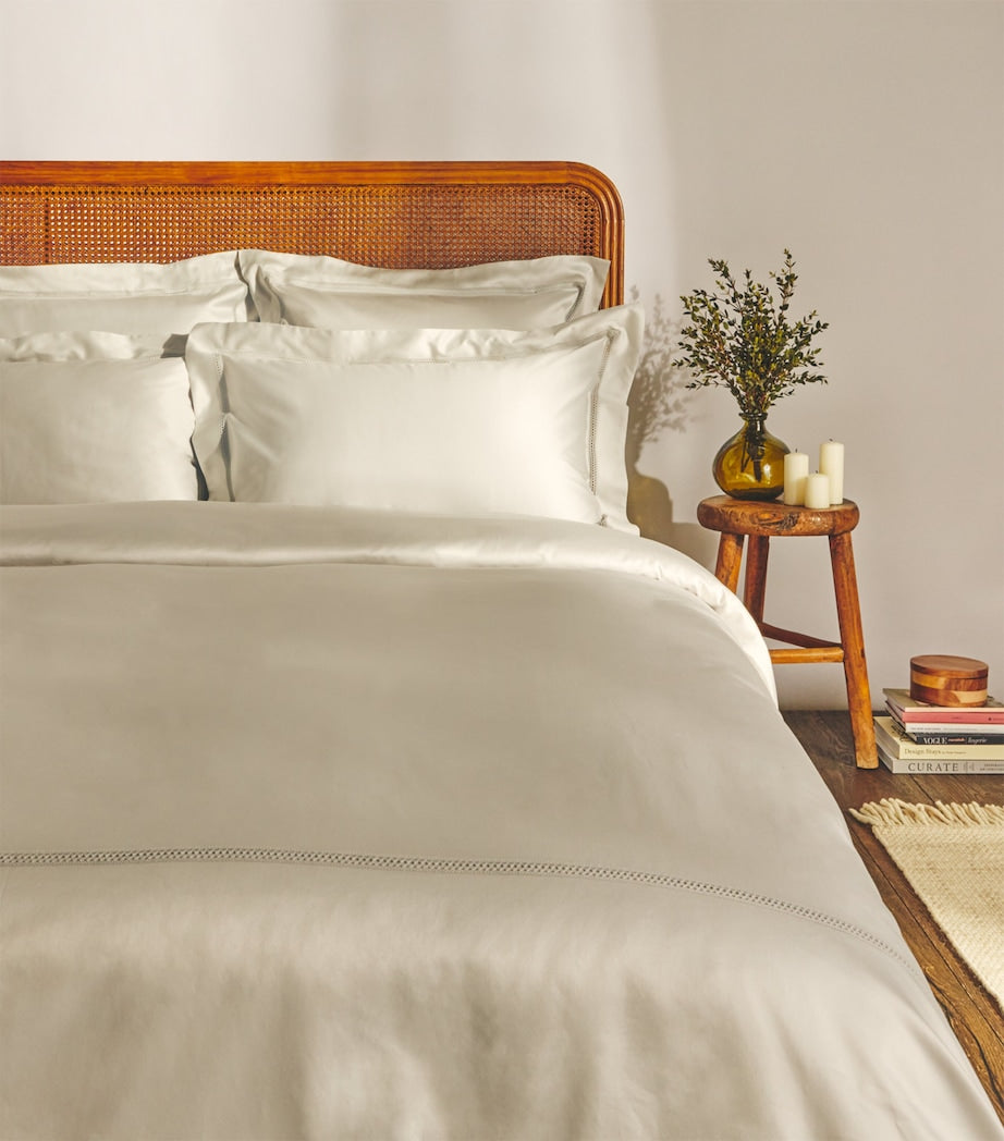 Supima Cotton Wilton Super King Flat Sheet (270cm x 300cm)