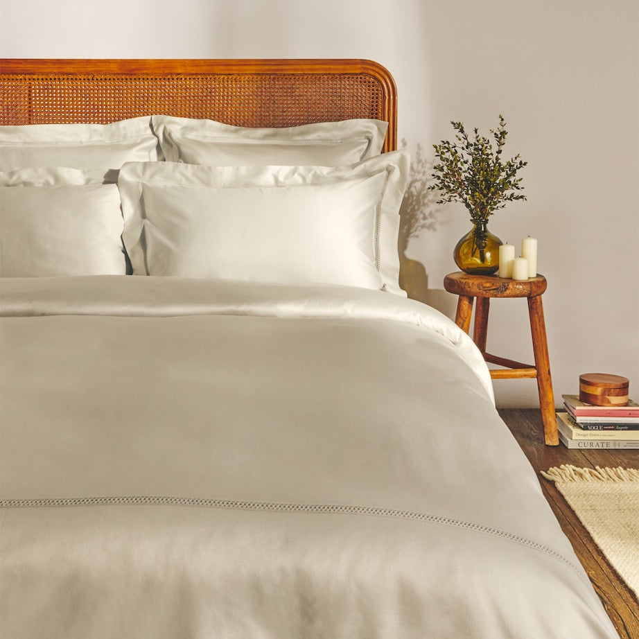 Supima Cotton Wilton Super King Flat Sheet (270cm x 300cm)