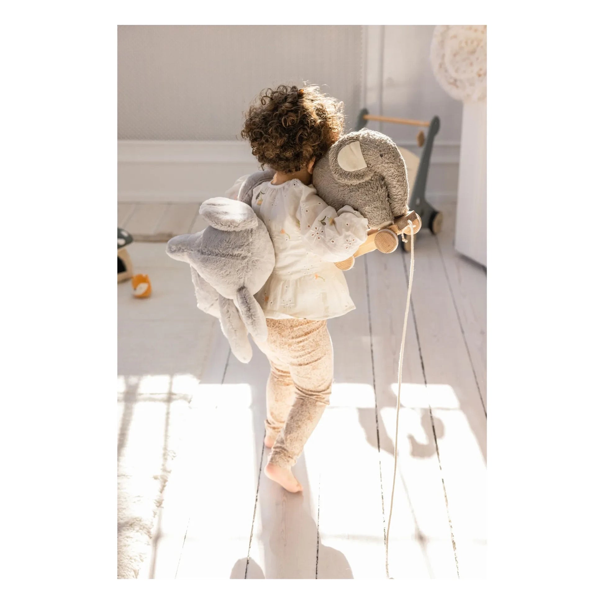 Sebra - Pull-along elephant toy | Grey