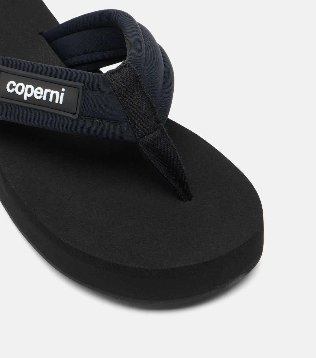 Coperni - صندل فليب فلوب بلاتفورم بشعار العلامة