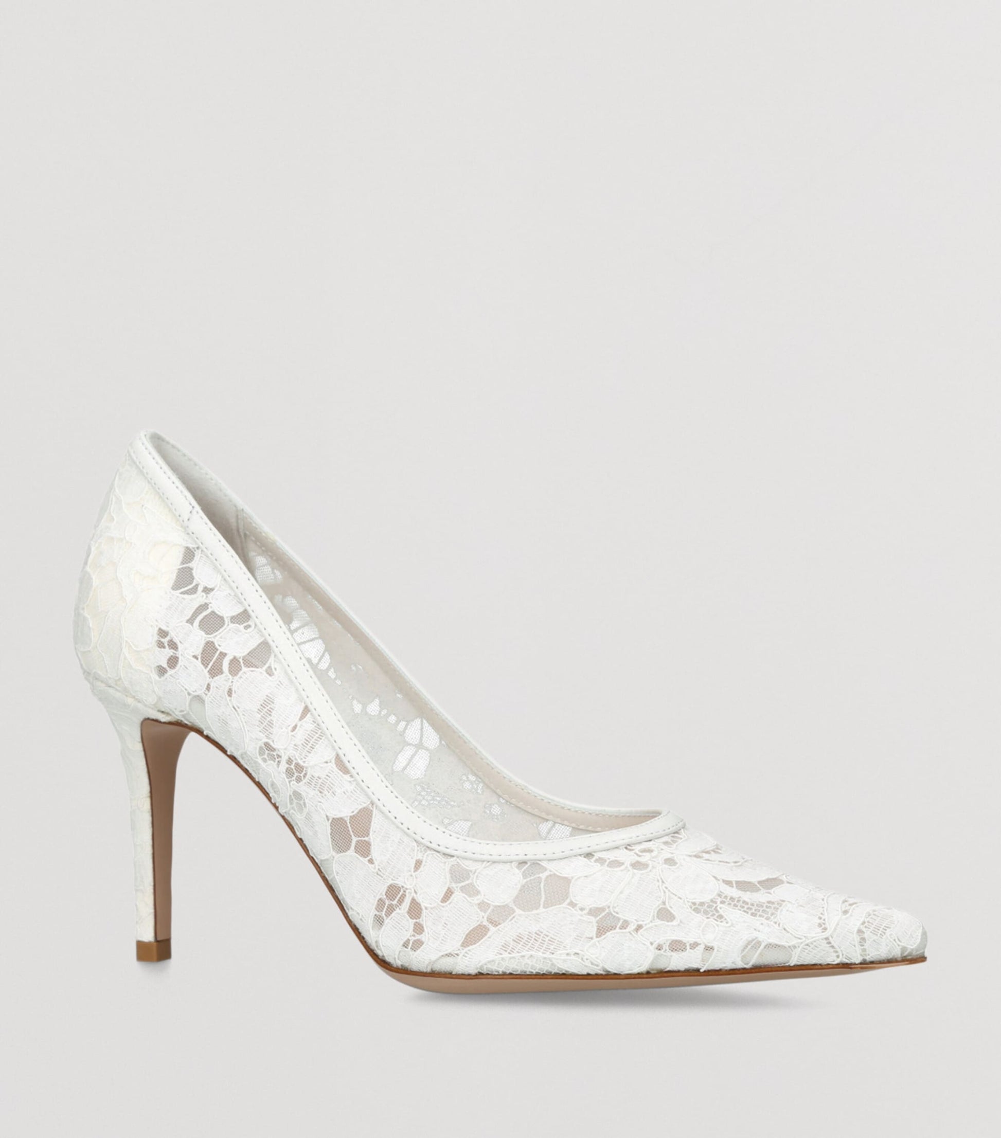 Gianvito Rossi White Lace Claudia Pumps 85