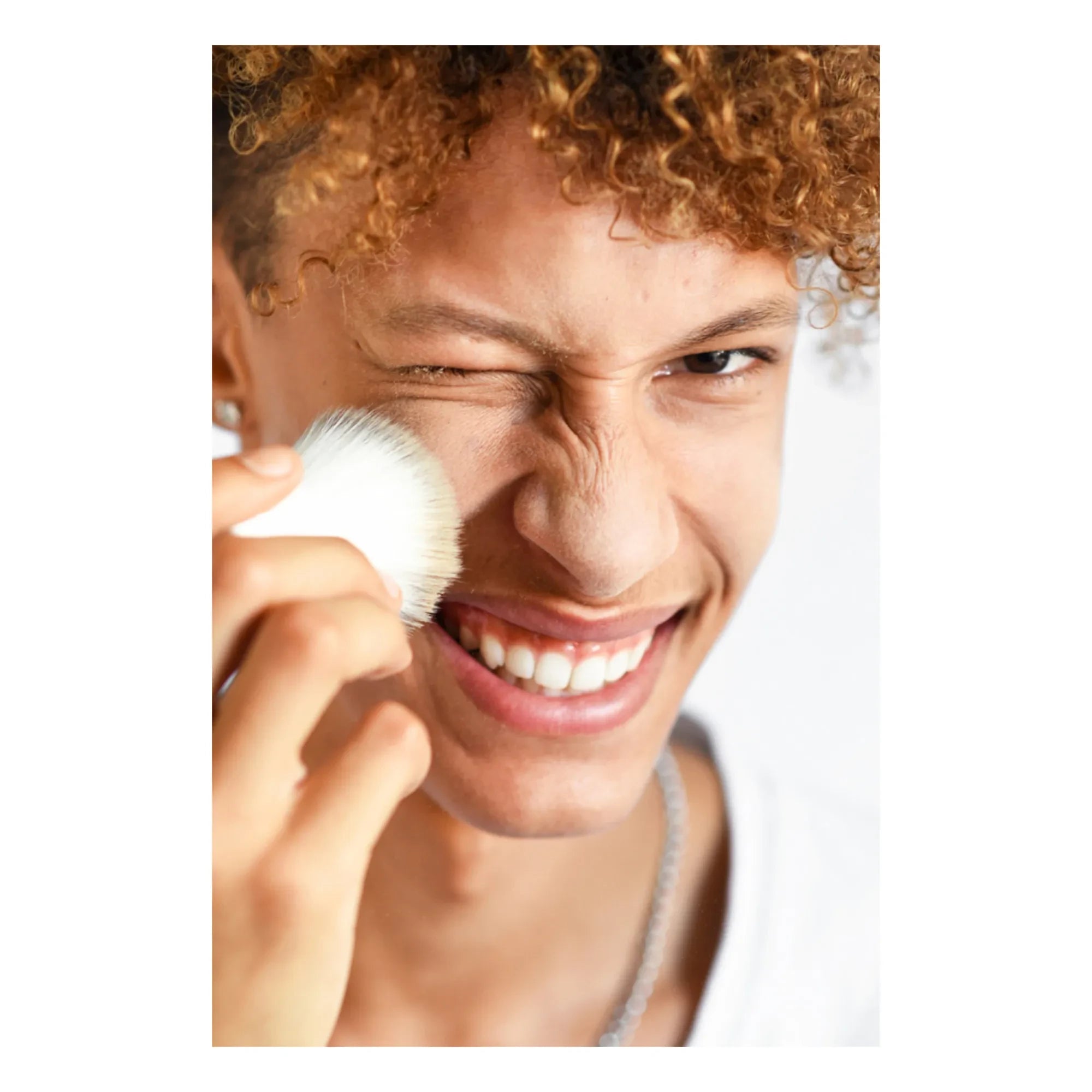 Ere Perez - Vegan Kabuki Brush