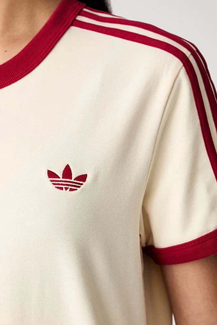 adidas Originals pamuk ve elastanlı kadın tişörtü