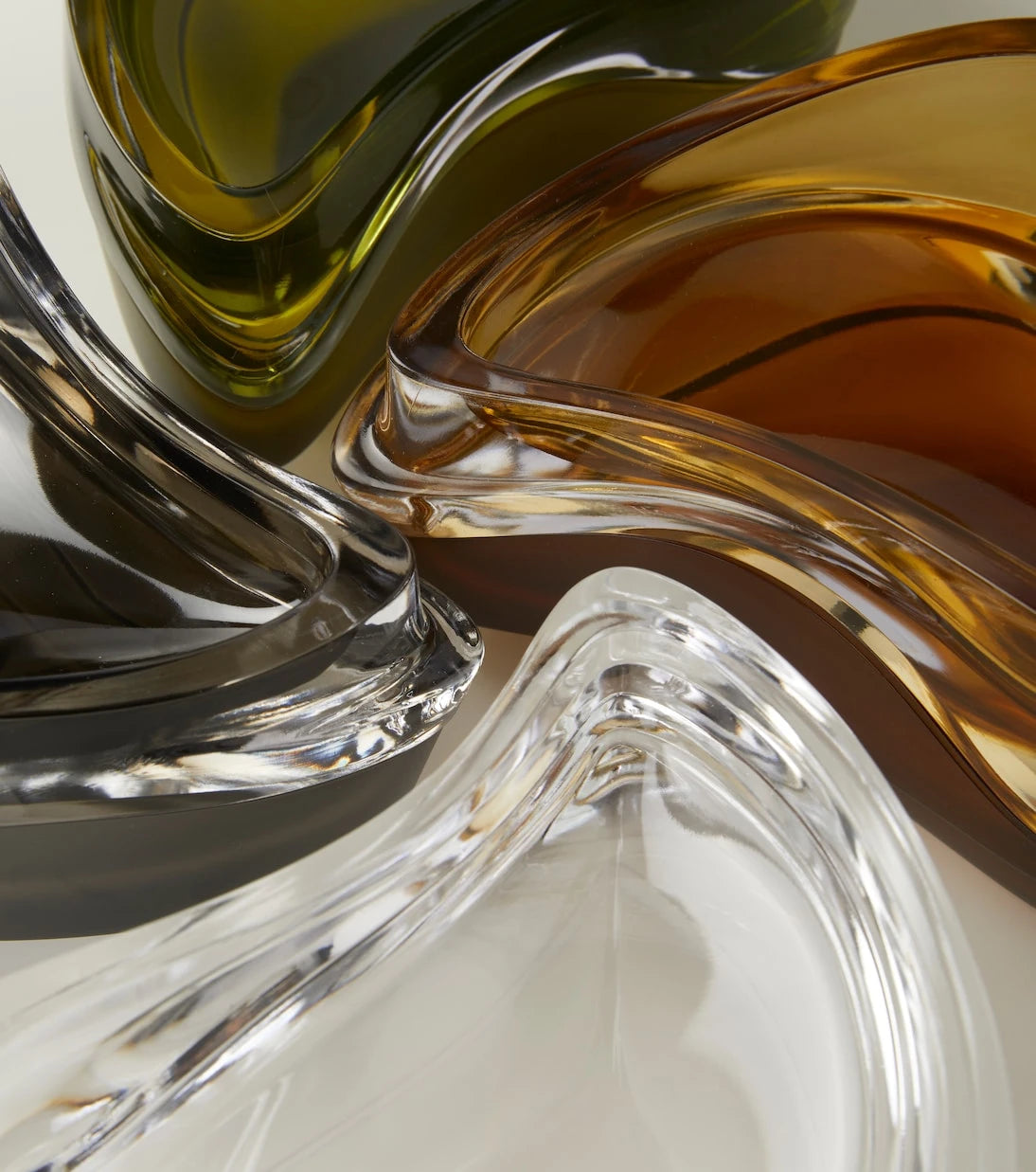 Zaha Hadid Design - Plex dish