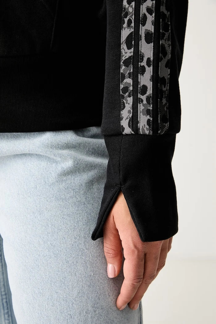 adidas kapüşonlu, fermuarlı kadın pamuklu sweatshirt Leopard Pack