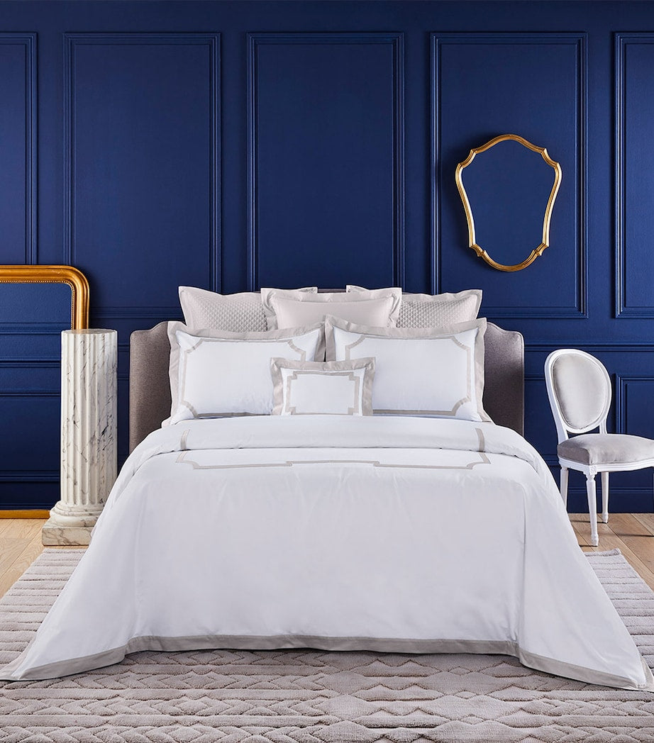 Yves Delorme Couture Haussmann Brume Double Duvet Cover (200cm x 200cm)