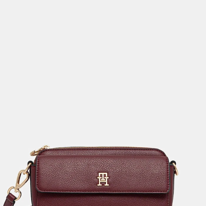 Tommy Hilfiger kadın crossbody suni deri çanta