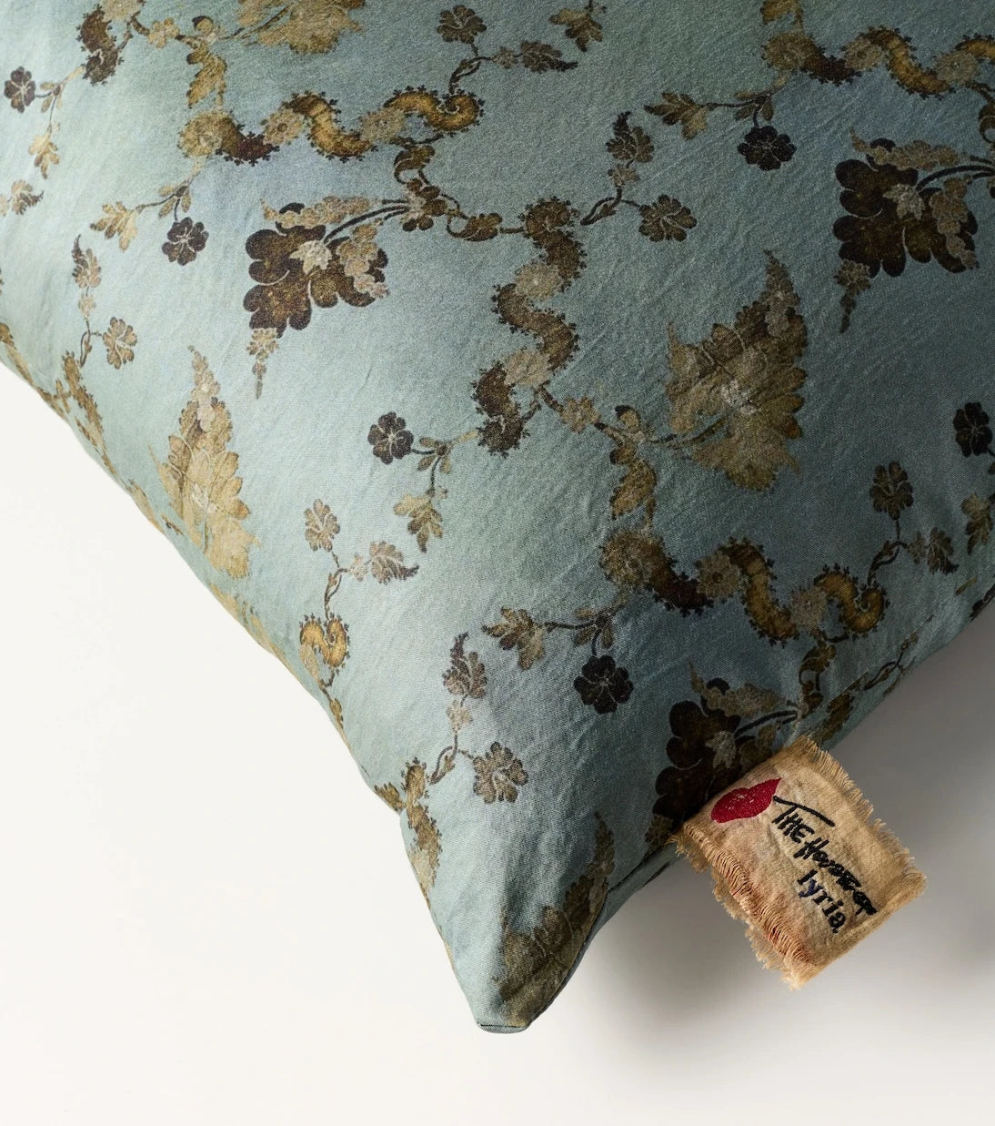 The House of Lyria - Godolia cushion
