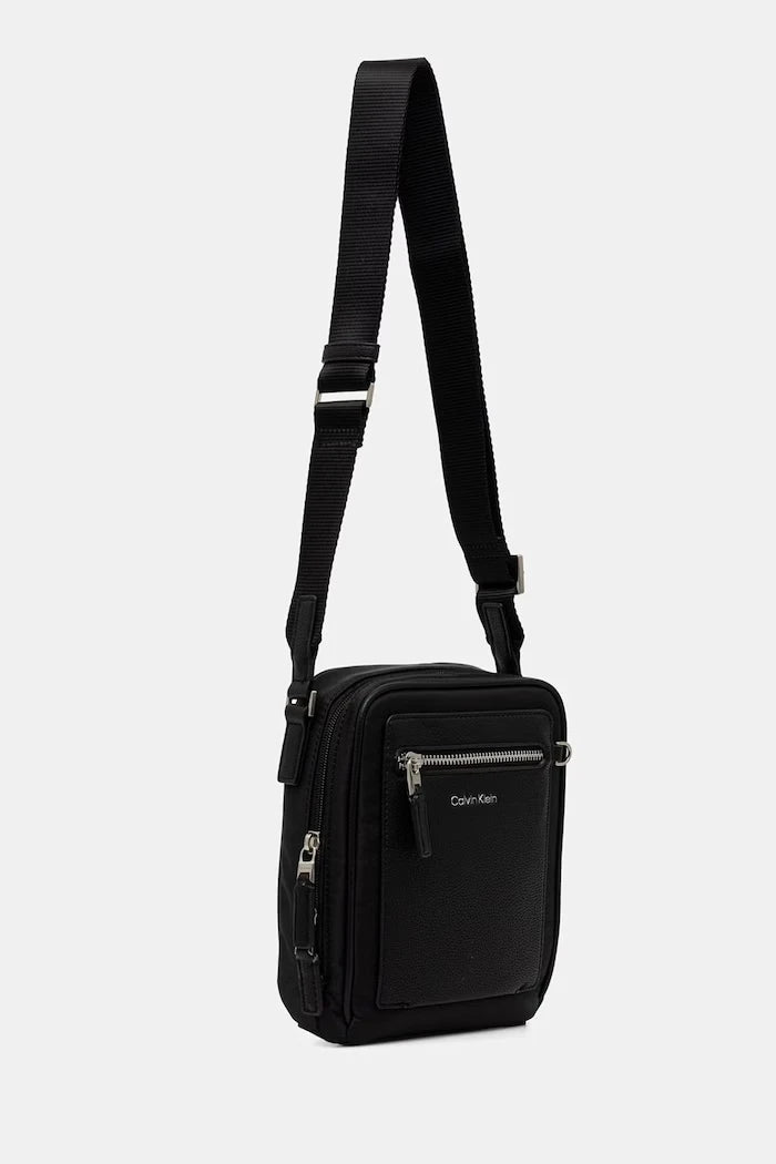 Calvin Klein Erkek Çapraz Çanta