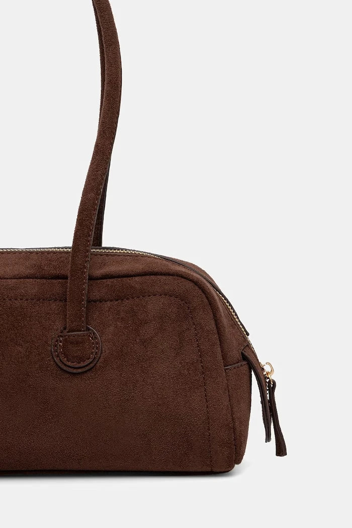 Kadın süet görünümlü baget çanta