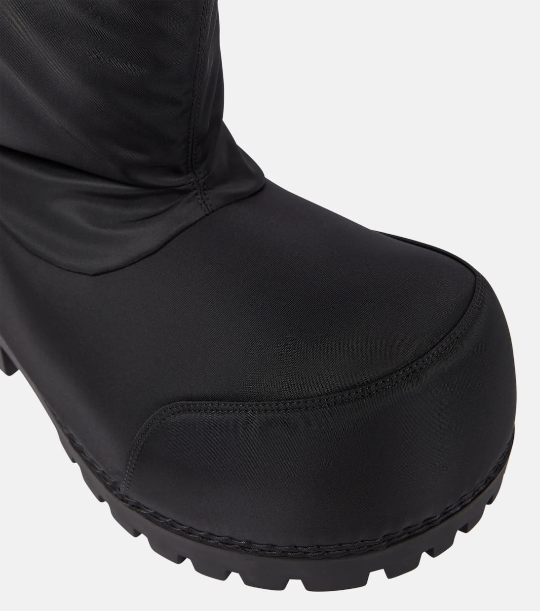 Balenciaga - جزمة ثلج ألاسكا منخفضة