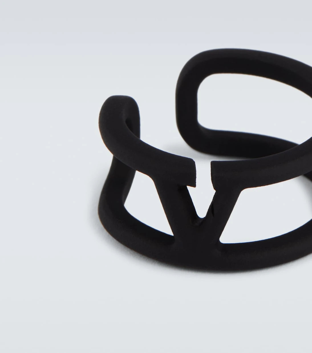 Valentino Garavani - VLogo ear cuff