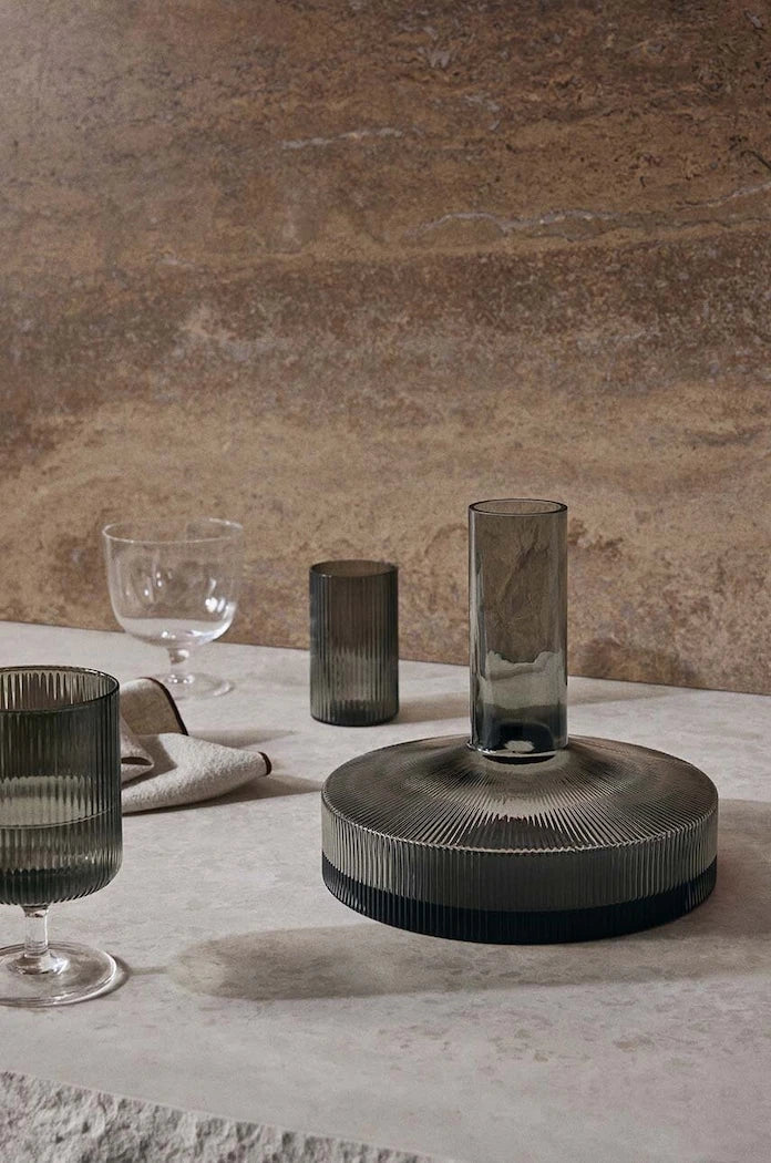 Гарафа за вино ferm LIVING Ripple Wine Carafe