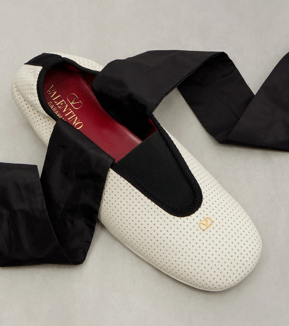 Valentino Garavani - Rythmika perforated leather ballet flats