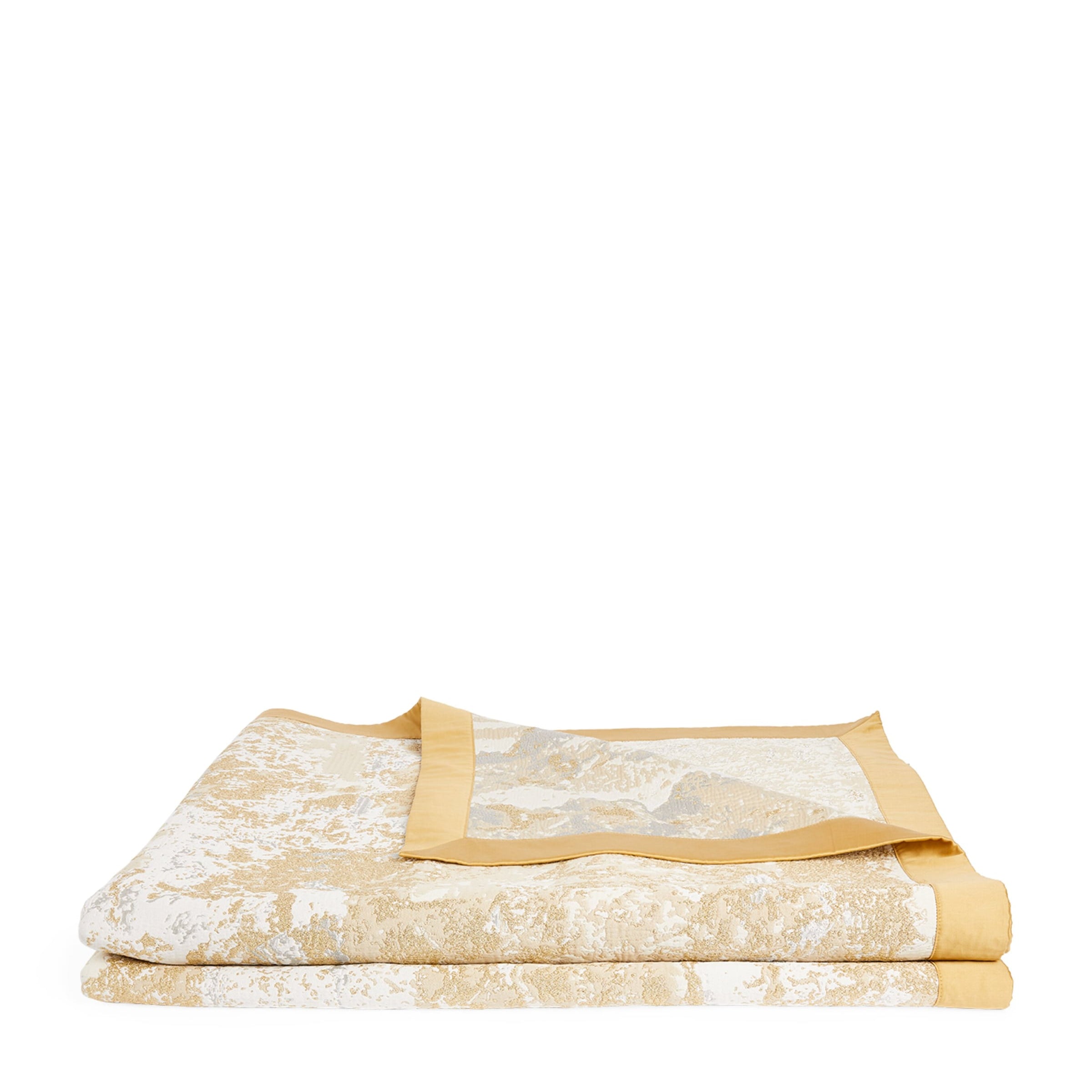 Waltz Super King Bedspread (245cm x 255cm)