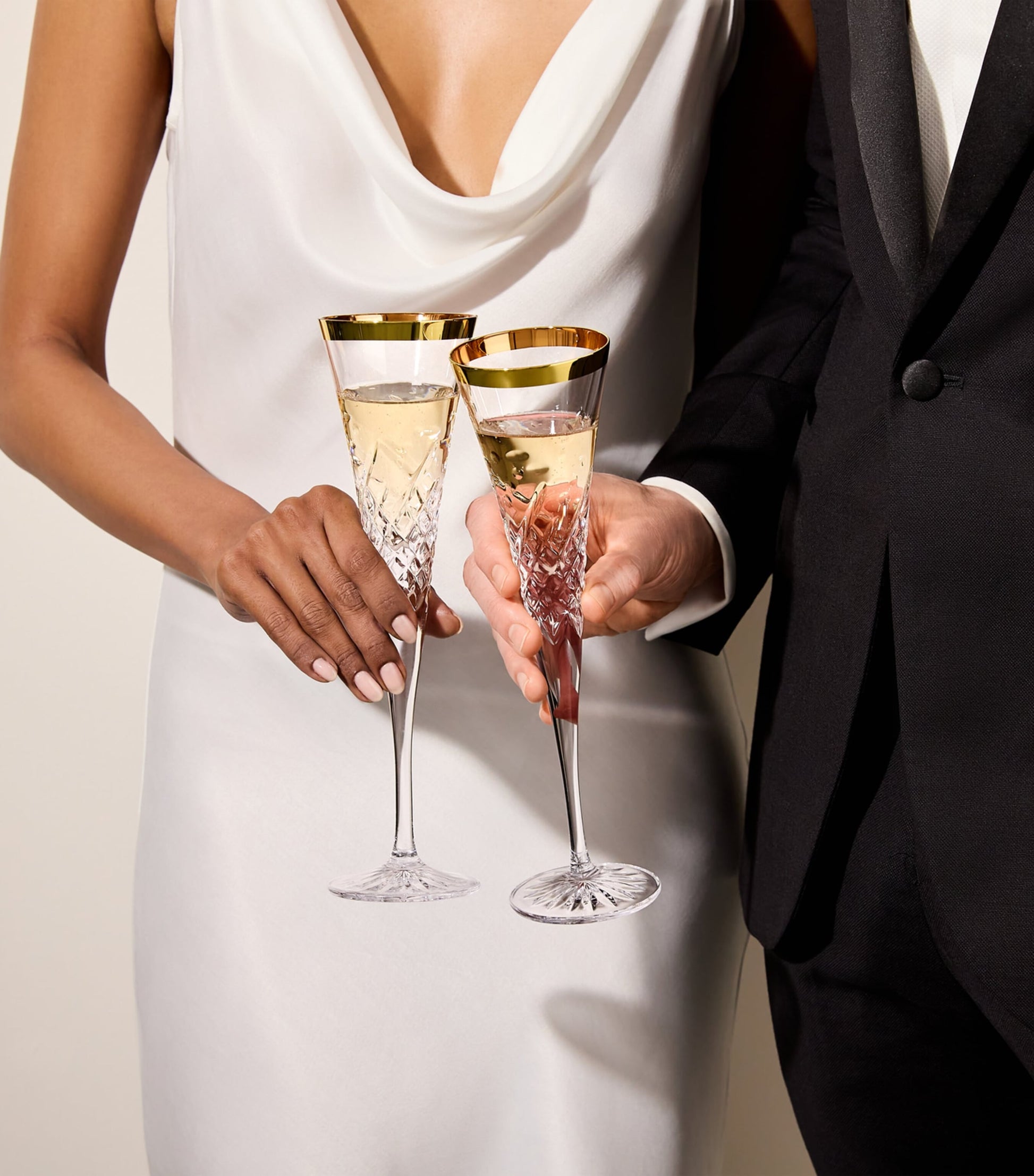 Set of 2 Celebrations Toasting Flutes (185ml)