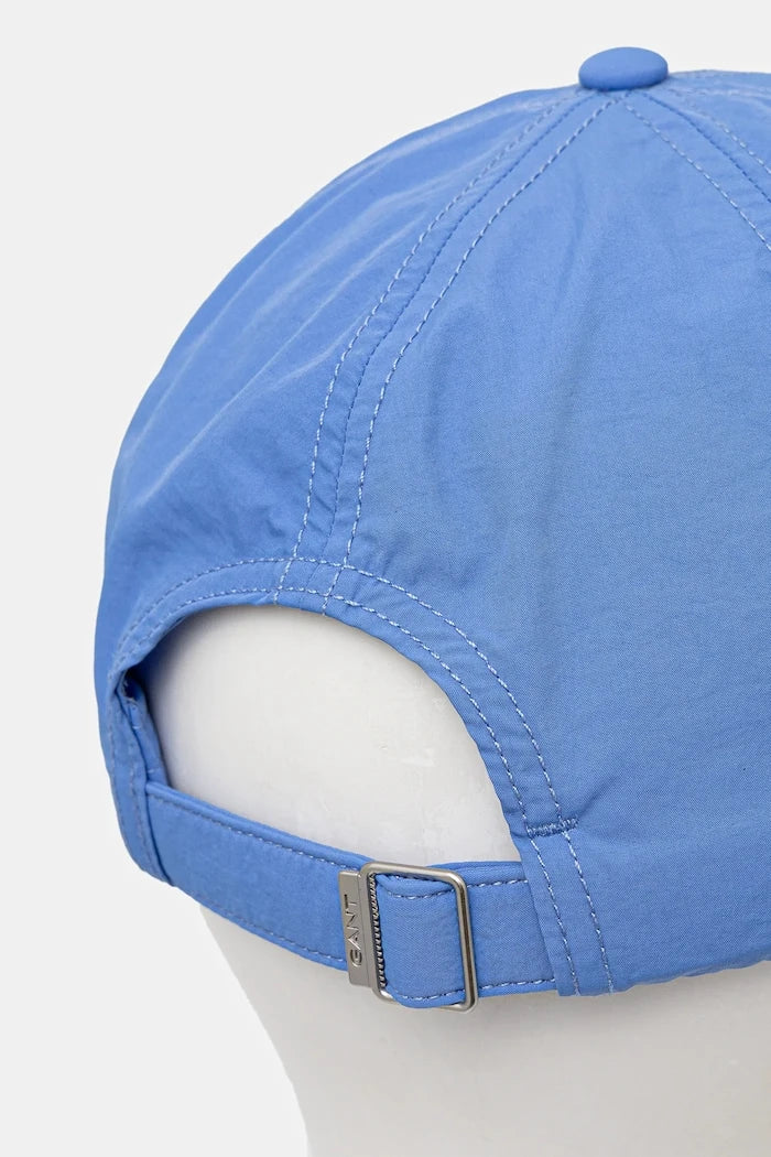 Шапка с козирка Gant